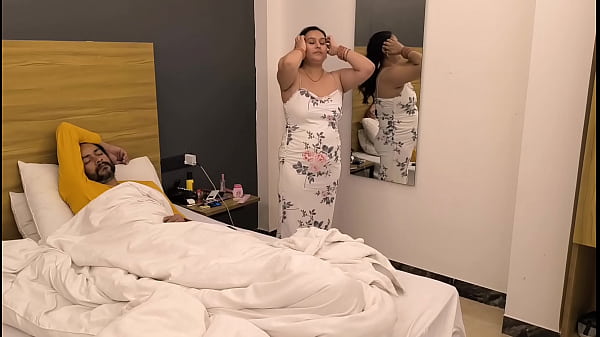 Puja Baby Mandi Pagi, Basah Kuyup, Goyang-goyang Bikin Ngilu