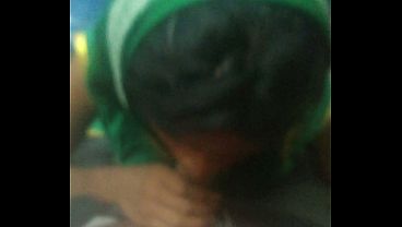 Desi Auntie Pengemis Di Kereta Lokal, Ngewe Panas Bikin Malu