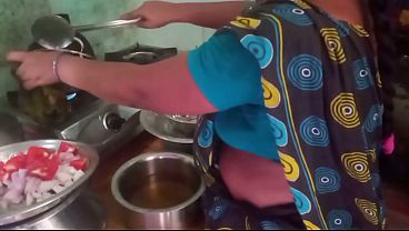 Bini Orang Masak Sambil Ngewe Sama Pacar Di Dapur