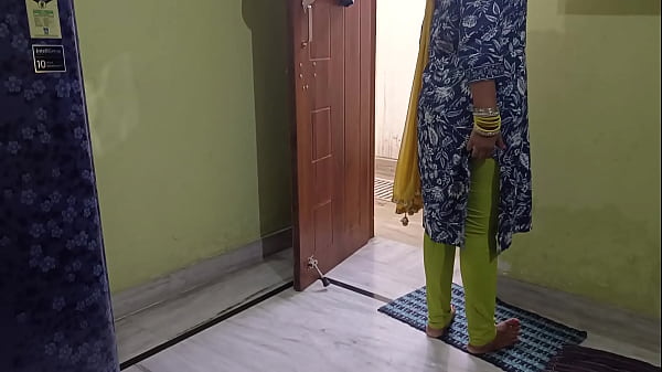 Bapak Mertua India Ngewein Mantu Sambil Alesan Sakit Biar Keliatan Wajar
