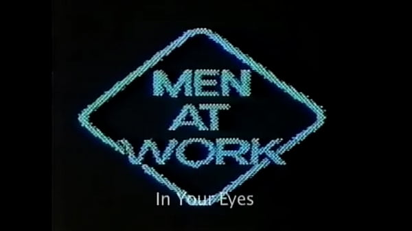 Nonton Langsung Aksi Panas Men At Work Di Panggung 1983, Bikin Basah!