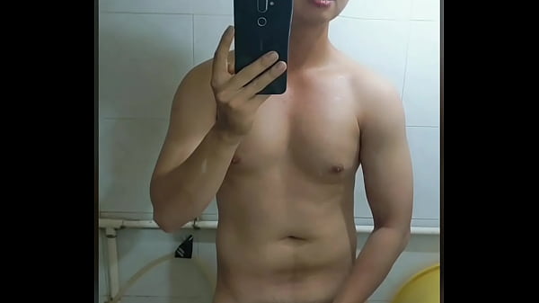 Gigolo Asian, Kontol Gede Siap Ngewein Lo Sampe Crot