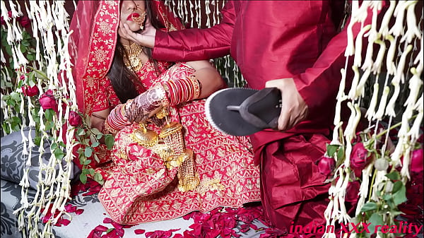 Malam Pertama Nikah Ala India, Bikin Ngilu Dan Basah Di Ranjang.