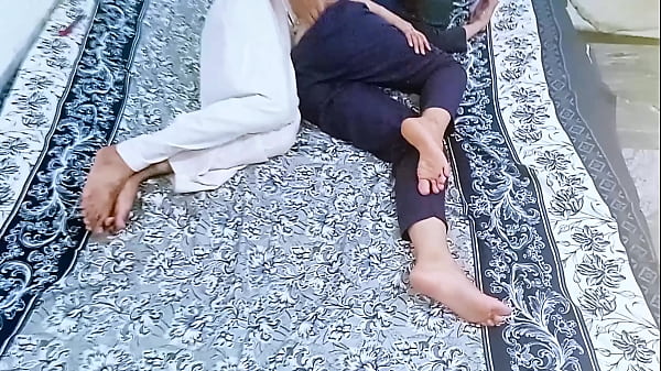 Desi Lugu Manis, Cewek Malu-malu Kena Entot Pertama Kali Di Desa, Bokep Cewek Kampung Pertama Ngerasain Nikmatnya