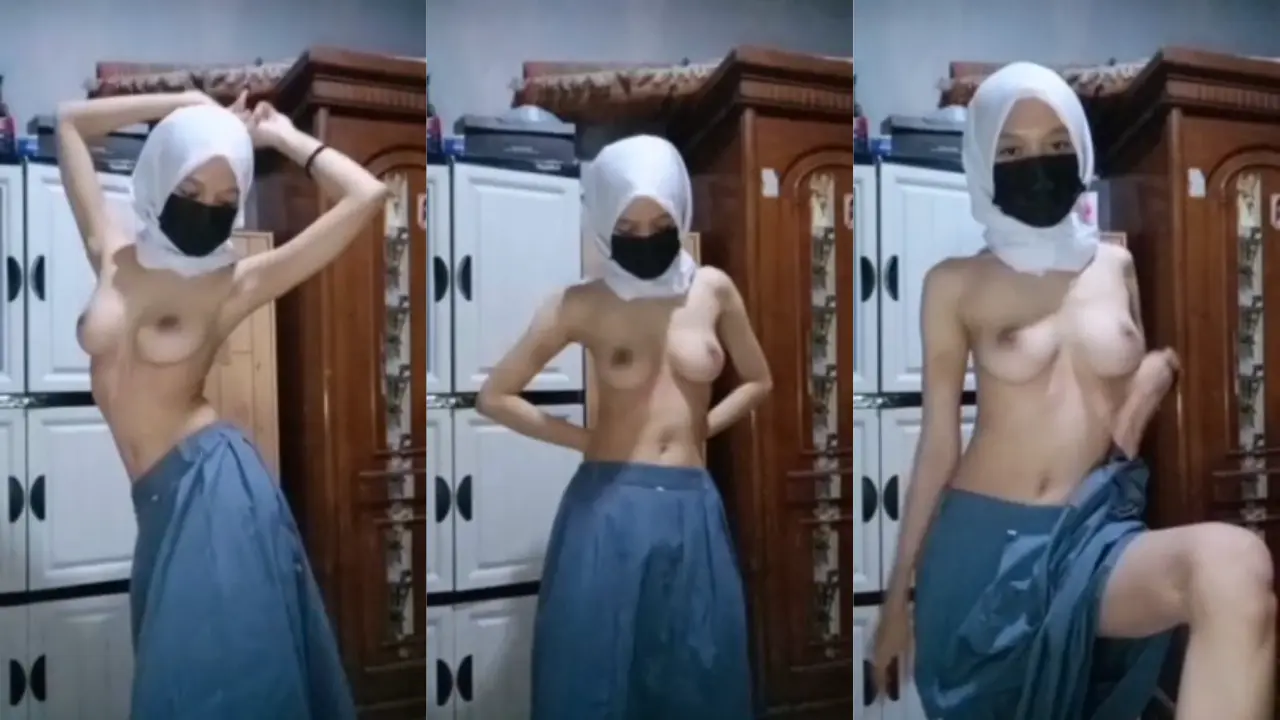 Hijabers Seragam Sma Ukhty Nina Asanti, Koleksi Panas Dr. Pinguin Yang Bikin Ngilu, M.s.b.