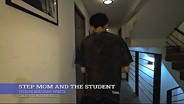 Ibu Tiri Lagi Ngajarin Muridnya Yang Panas, Sampe Basah Semua.