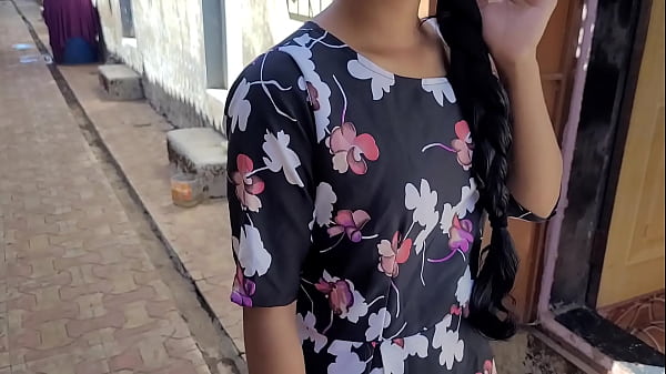 पड़ोस वाली भाभी को देवर ने पकड़कर जबरन चोदा, मजा लूटा