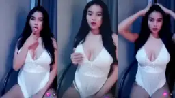 Chacha Cantik Tobrut Bening, Bikin Ngiler Sampe Greget.