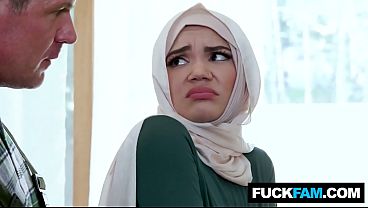 Ngentot Pertama Si Hijabi Imut Sama Tukang Ledeng Naudi Nala, Jason Sarcinelli—gila Bego!