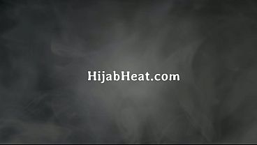 Bos Arab Muslim Sok Suci Digebukin Bertubi-tubi Di Kantor.