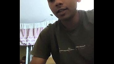 Boy India Sendirian, Perkenalan Pertama Di Channel Video Yang Bikin Panas