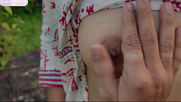 Tonton Video Mesum Desi Cewek Kampung India Ngentot Di Hutan